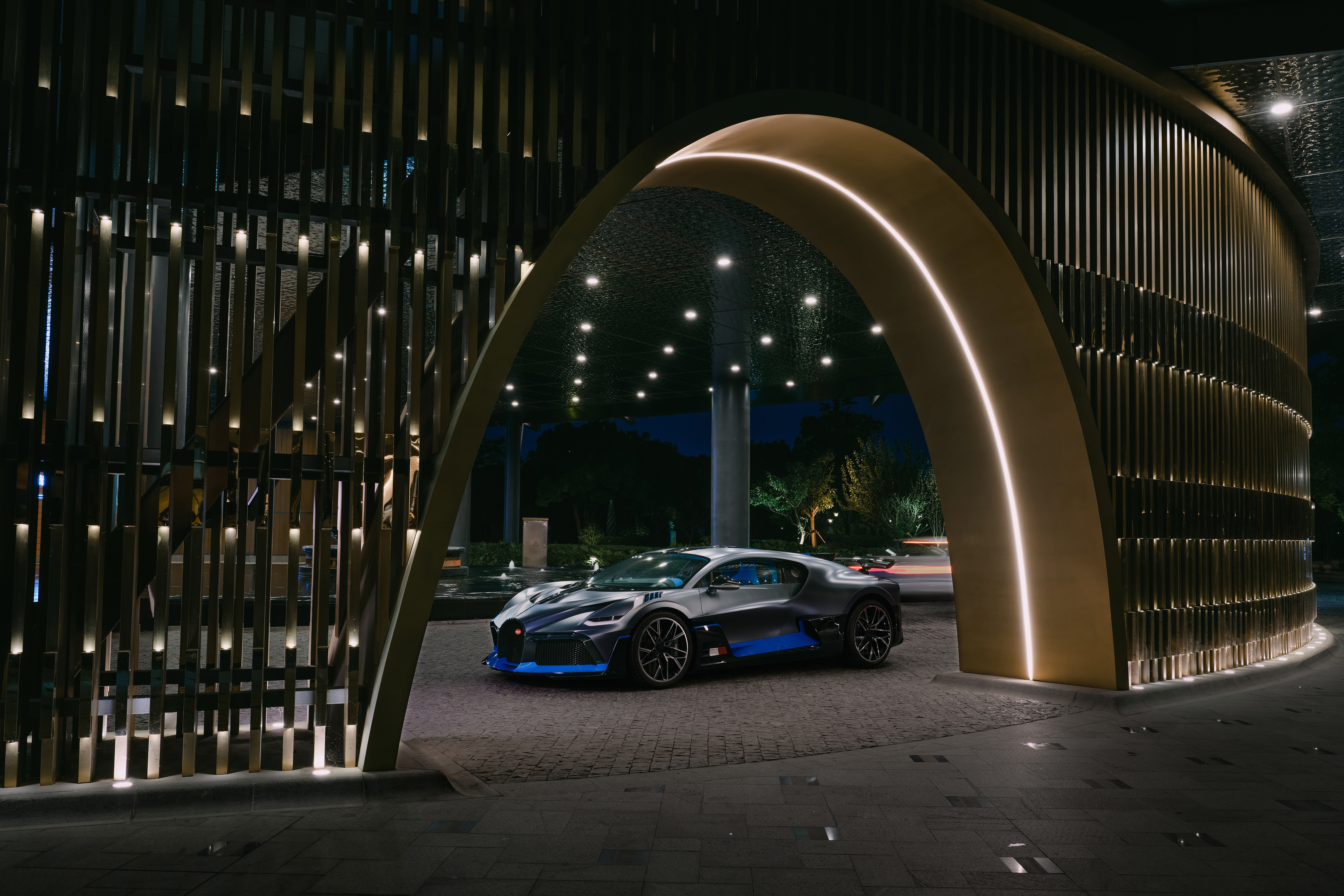 For its first appearance in China, the Divo visited Shanghai’s Lingang Innovation Hub.